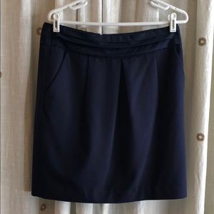 Gap stretch navy blue pleated waist skirt